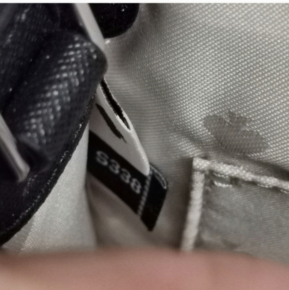 Kate Spade Safiano Leather crossbody bag - Picture 7 of 10